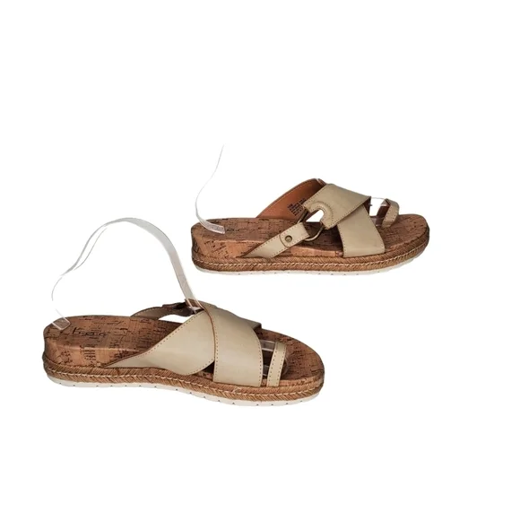 b.o.c Comfort Women's Toe Loop Sandal, Slip-On Sandy Cream Sandals sz 10 - Picture 5 of 9
